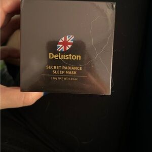 Deliiston Milk Protein Sleeping Cream with Glycerin and Niacinamide